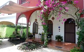 Hotel Casita Rustica En La Selva  2*