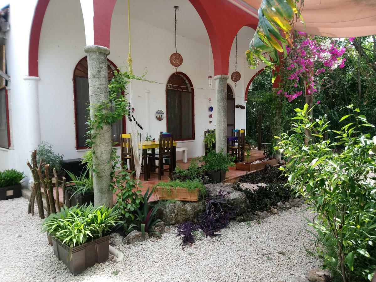 Casita Rustica En La Selva Hotel Cancún Exterior foto