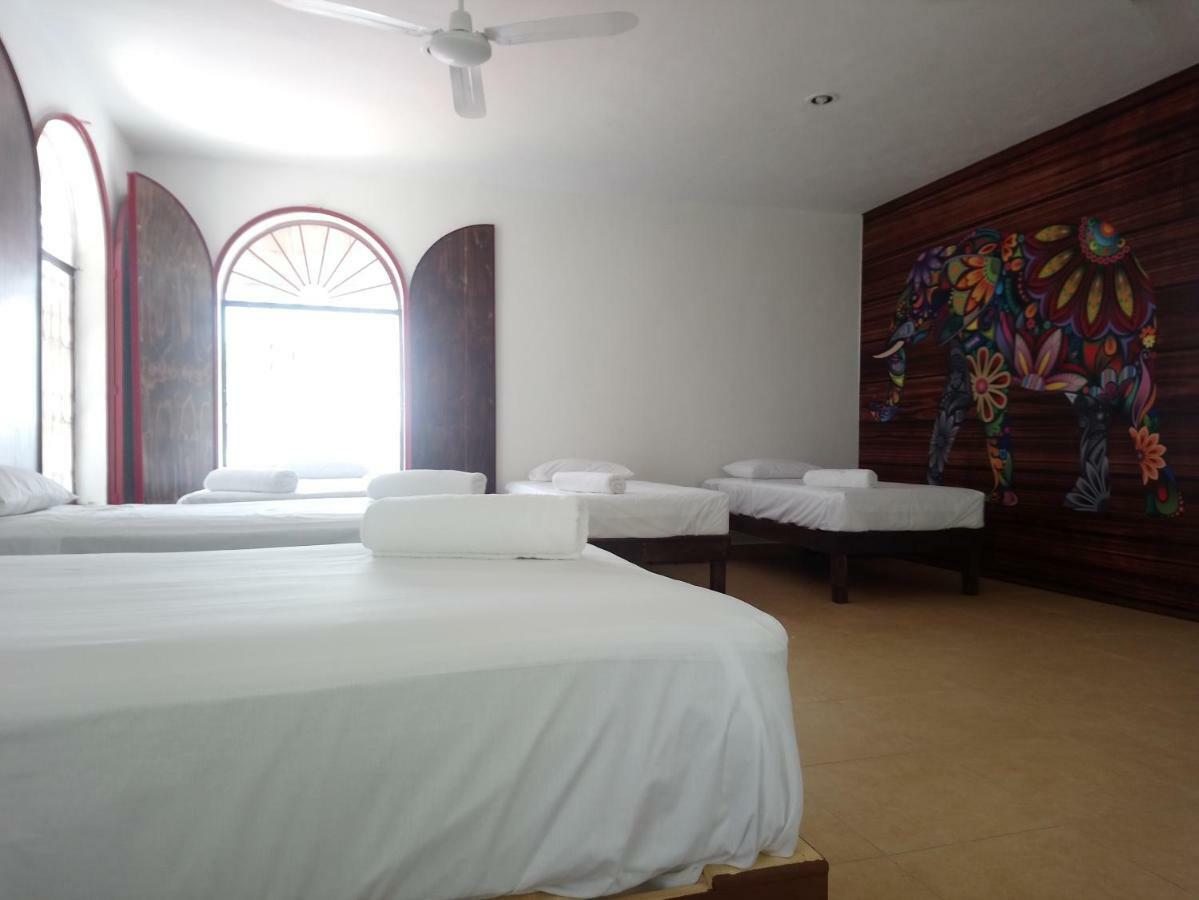 Casita Rustica En La Selva Hotel Cancún Exterior foto